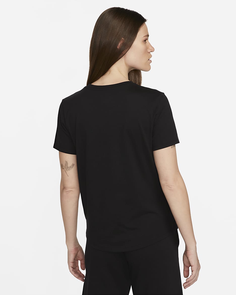 T shirt con logo Nike Sportswear Essentials Donna. Nike IT